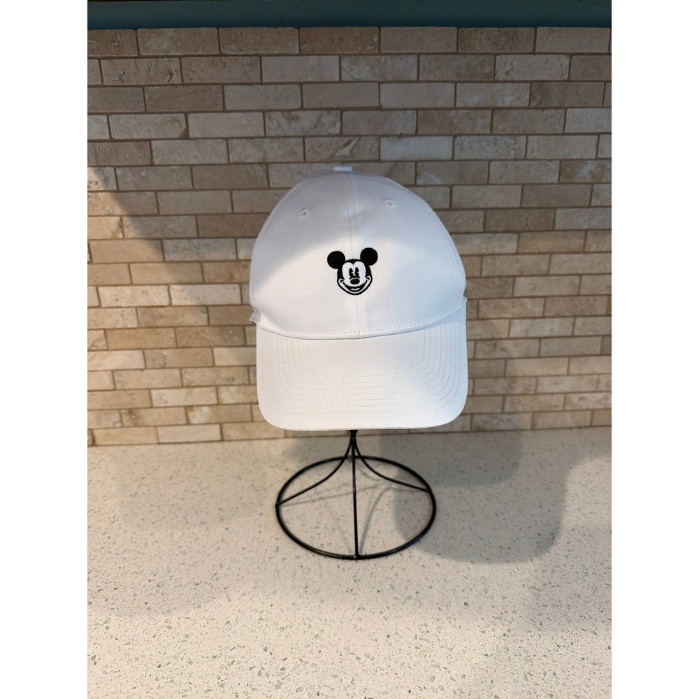 Nike Mickey Mouse Hat White Dri Fit Strapback M L‎